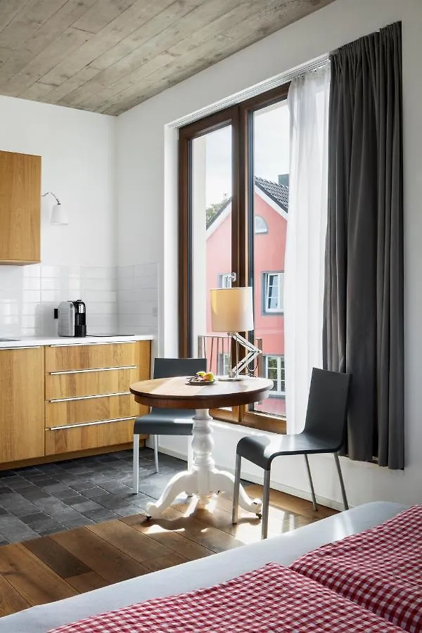 Apartment Cologne Country Lodge